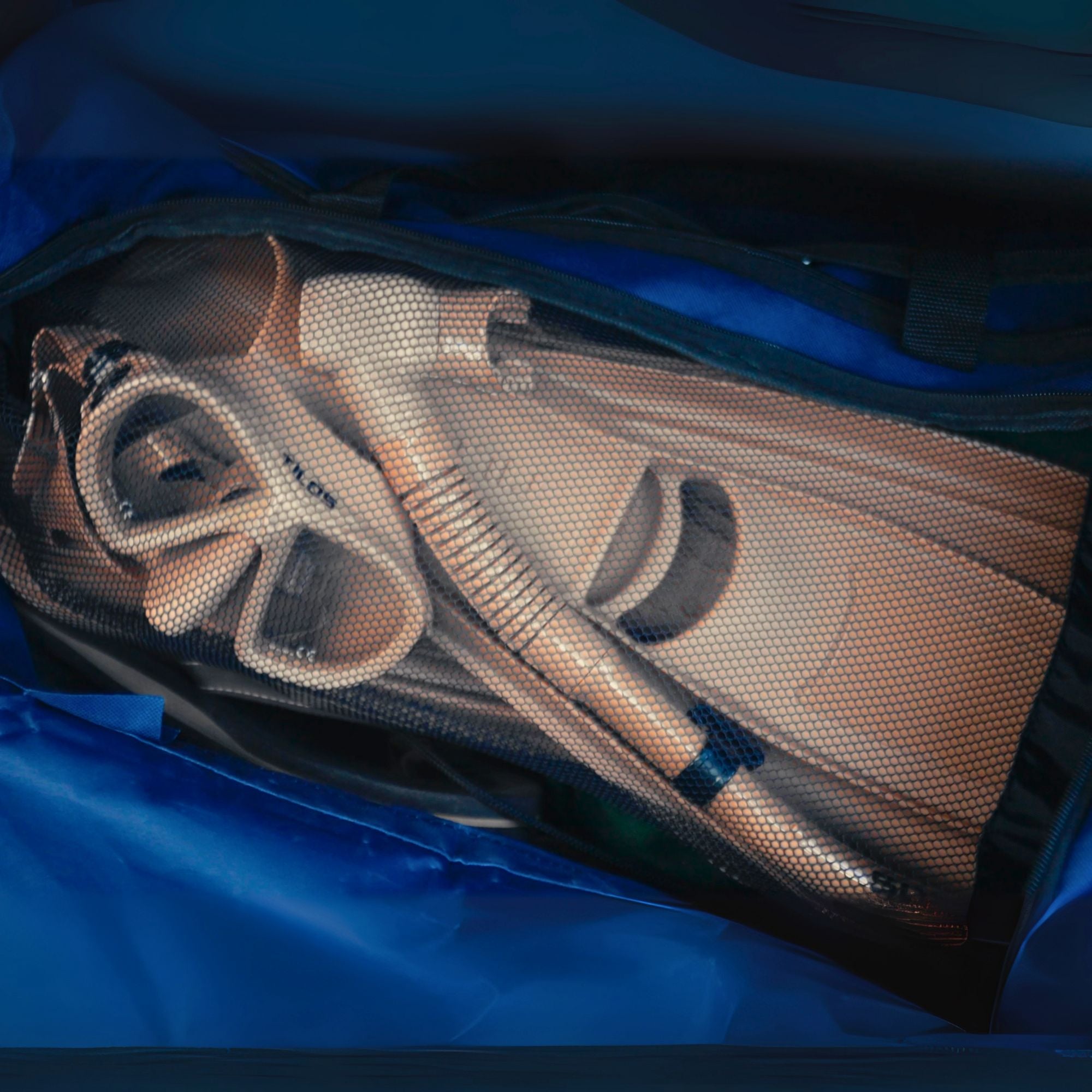 Tilos Aquastalk Mask, Hi-Flow II Semi-Dry Snorkel and Technix Fins Set — set components detail view
