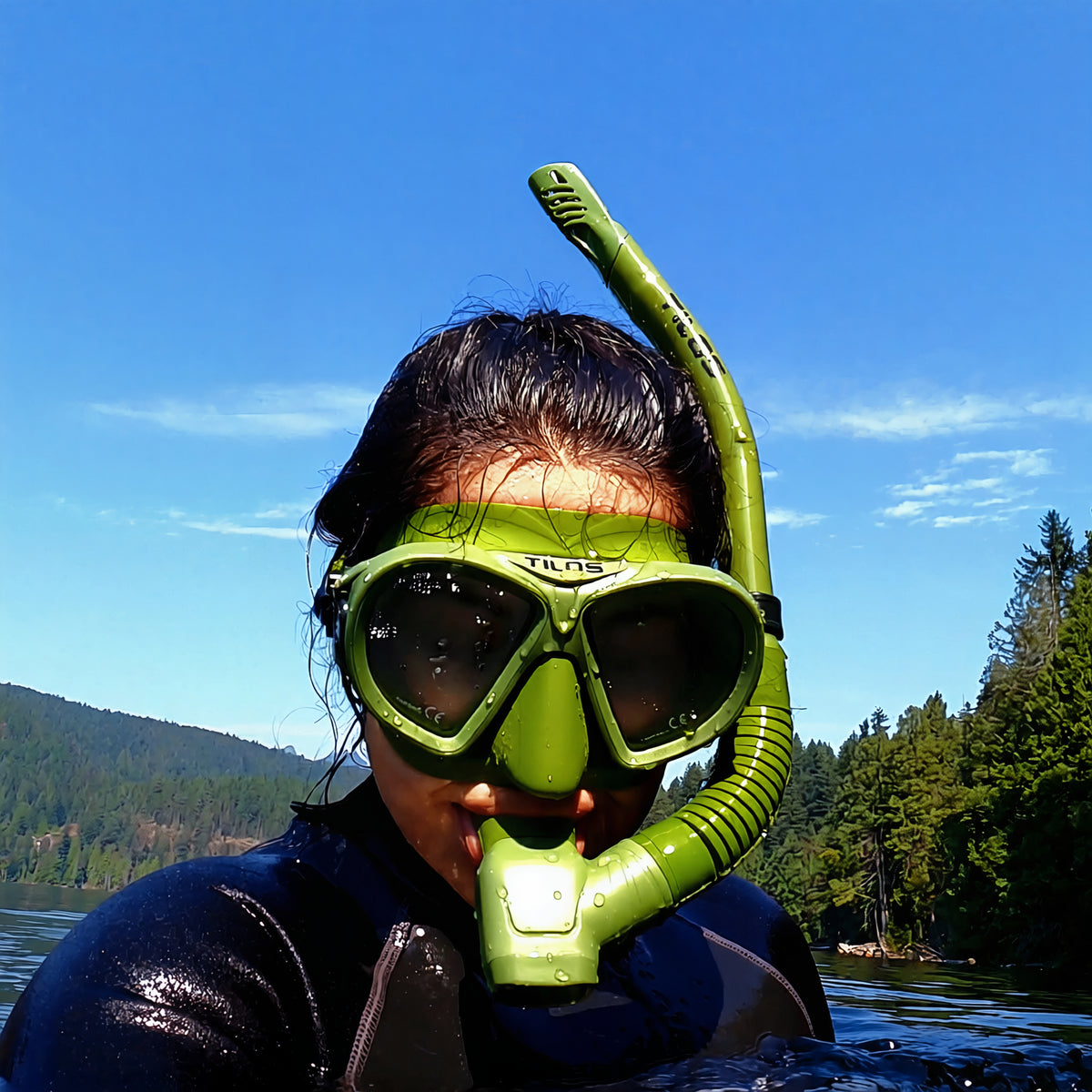 Tilos Aquastalk Mask, Hi-Flow II Semi-Dry Snorkel and Technix Fins Set