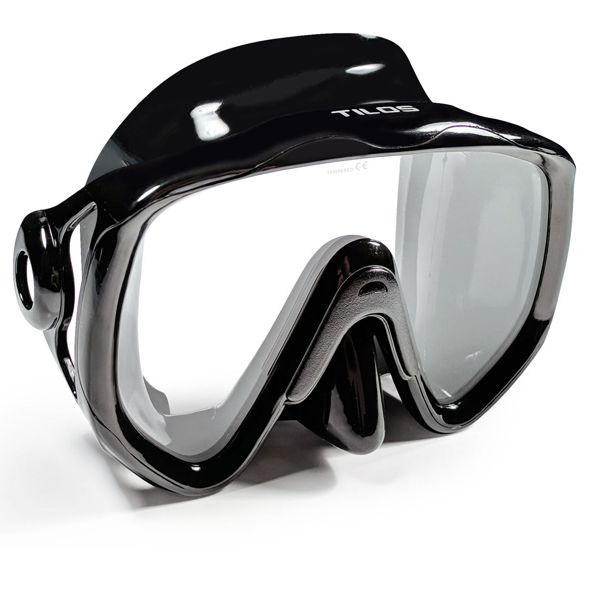 Diver wearing the Tilos Titanica Single Lens Dive Mask underwater
